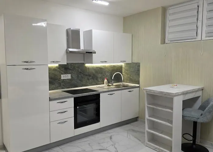 Green Apartman 아파트 *