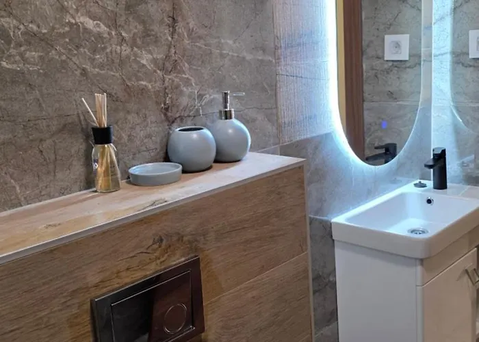 아파트 Green Apartman *